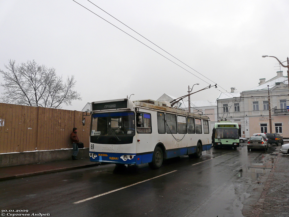 Гродно, ЗиУ-682Г-016.02 № 69; Гродно, БКМ 32102 № 125