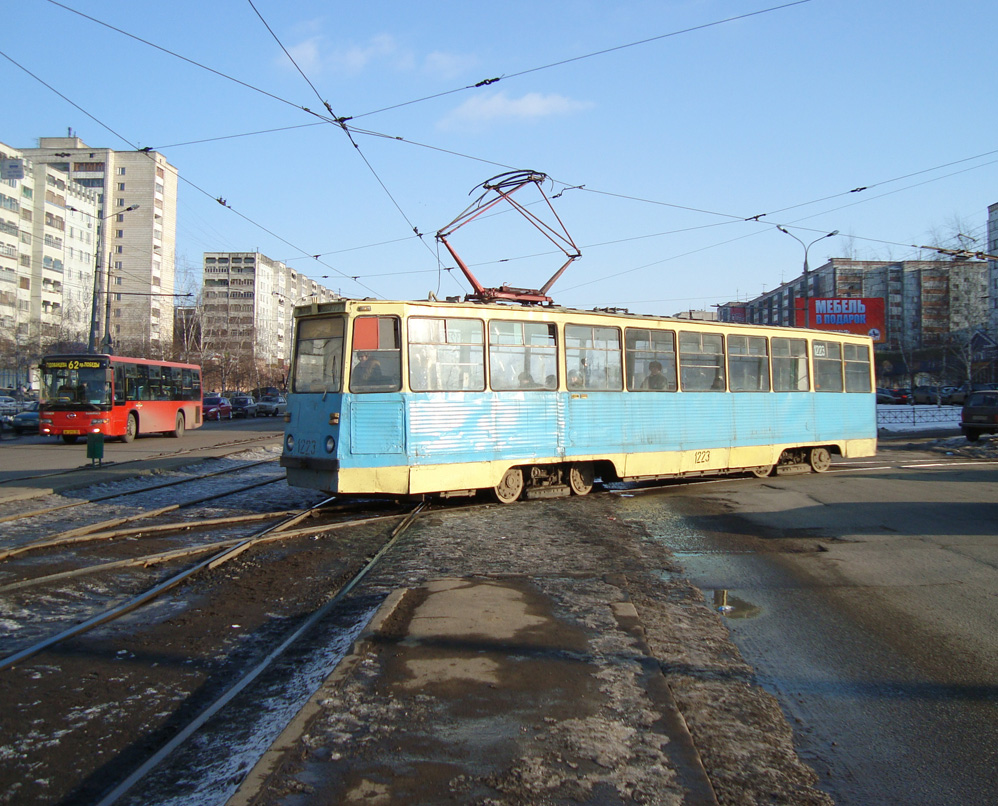 ყაზანი, 71-605 (KTM-5M3) № 1223