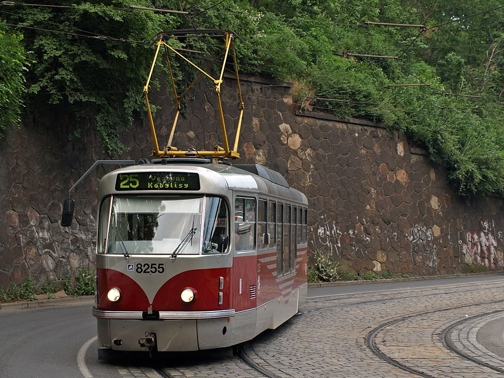 Прага, Tatra T3R.PLF № 8255