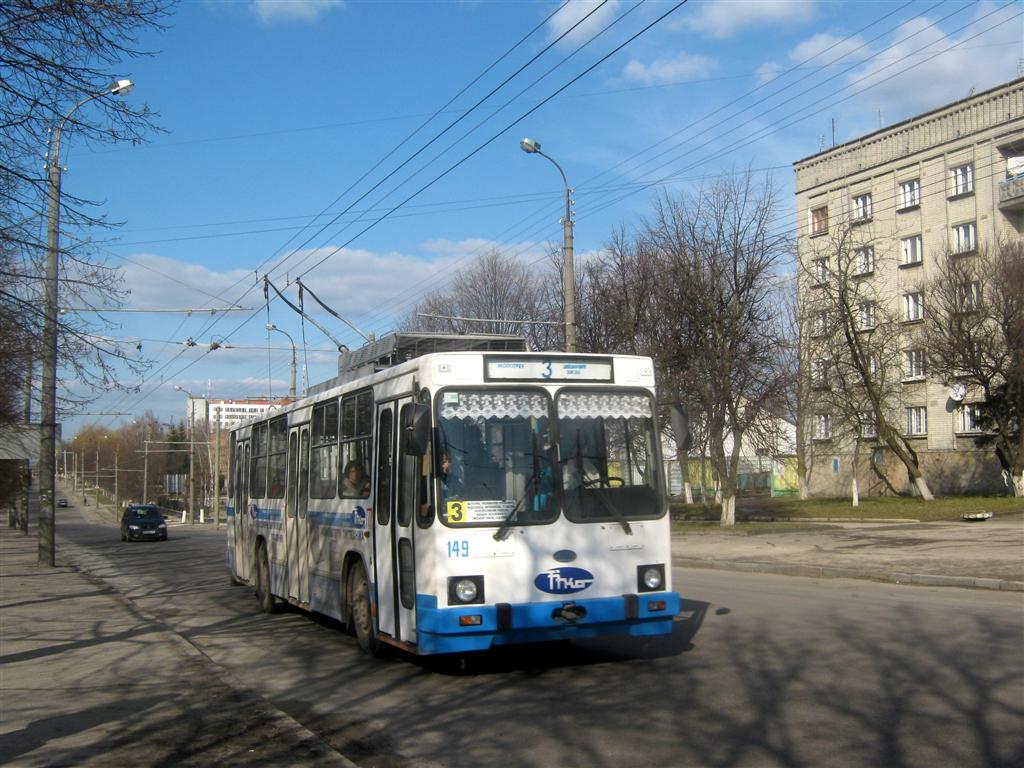 Ровно, ЮМЗ Т2 № 149