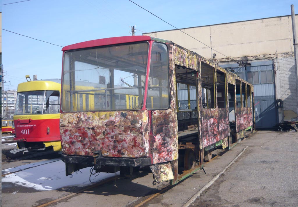 Kurszk, Tatra T3SU — 401; Kurszk, Tatra T6B5SU — 037