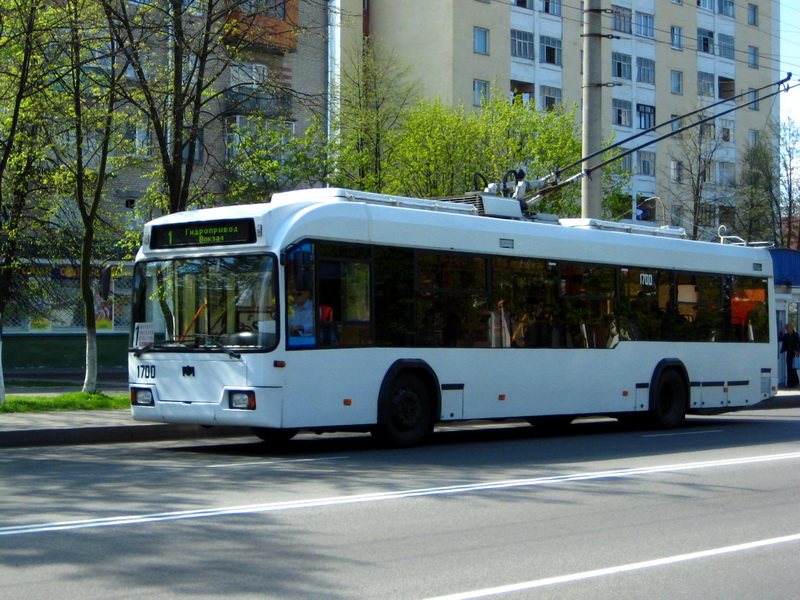 Гомель, БКМ 32102 № 1700