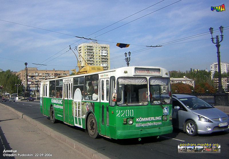 Донецк, ЗиУ-682В1 № 2200
