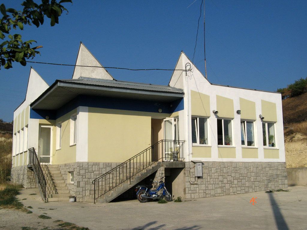 Trolleybus de Crimée — End stations and U-turn rings