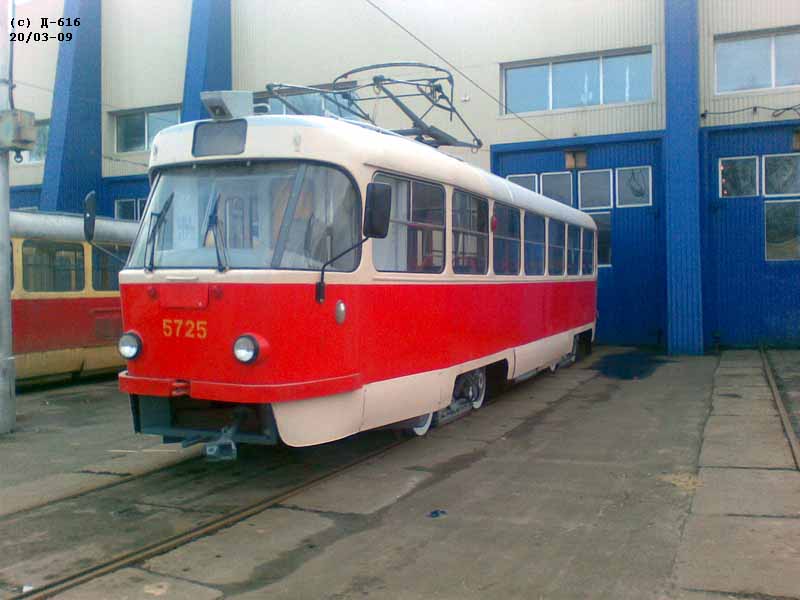 Киев, Tatra T3SU № 5725