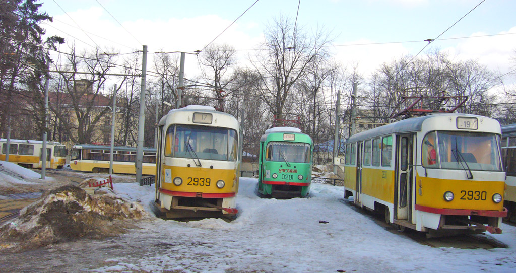 Москва, Tatra T3SU № 2939; Москва, Tatra T3SU № 2930; Москва — Трамвайные депо: [2] имени Н. Э. Баумана