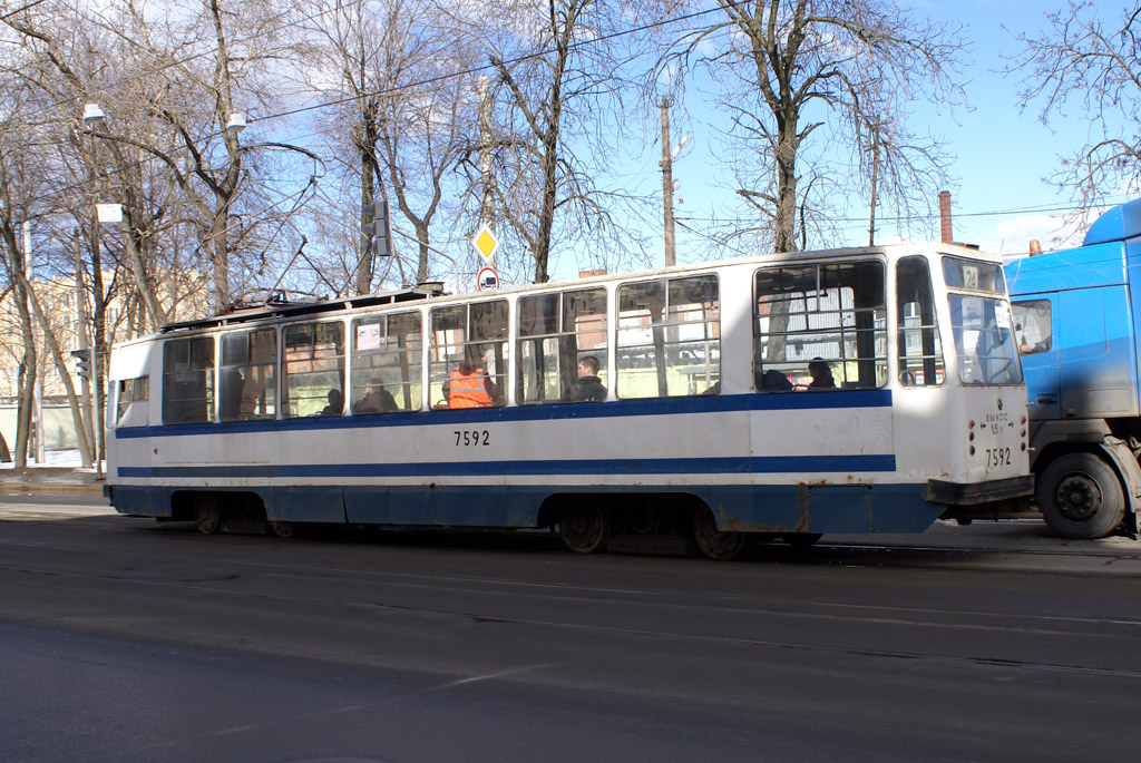 Санкт-Петербург, ЛМ-68М № 7592