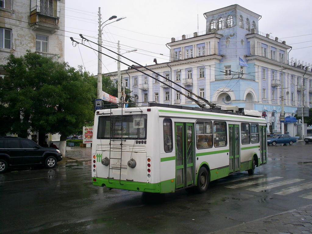 Армавир, ЛиАЗ-5280 (ВЗТМ) № 111