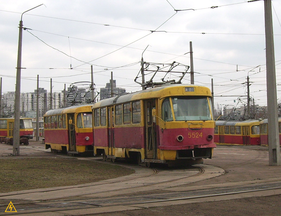 Киев, Tatra T3SU № 5524