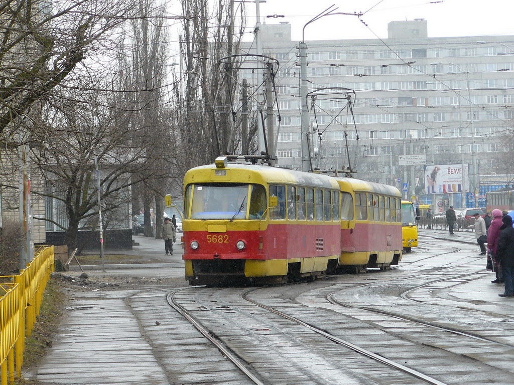 Киев, Tatra T3SU № 5682