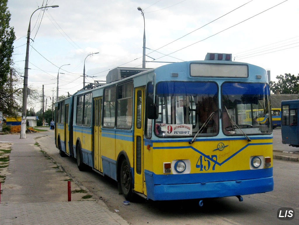 Херсон, ЗиУ-683В01 № 457