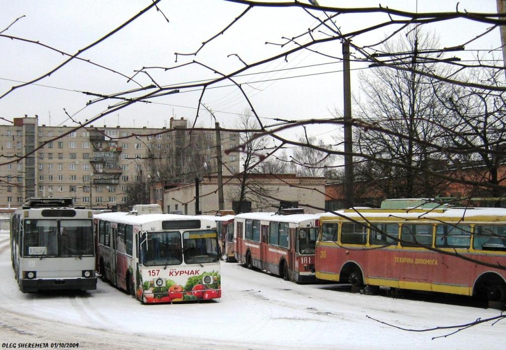 Луцк, ЮМЗ Т1 № 191; Луцк, ЗиУ-682В [В00] № 157