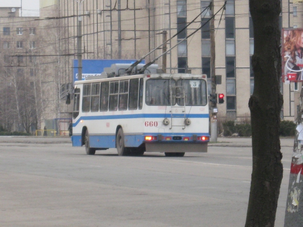 Krzywy Róg, YMZ Т2 mod. 7 Nr 660