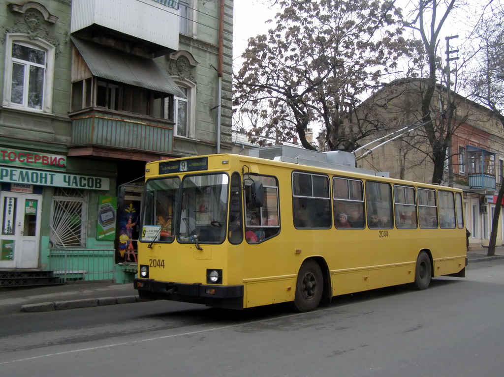 Одесса, ЮМЗ Т2 мод. 7 № 2044
