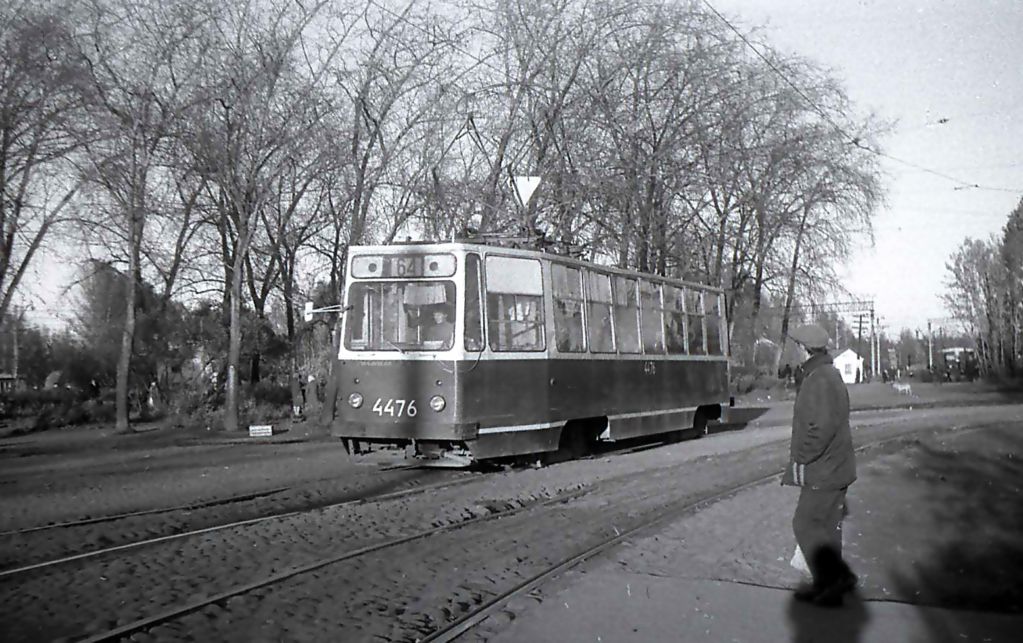 Санкт-Петербург, ЛМ-68М № 4476
