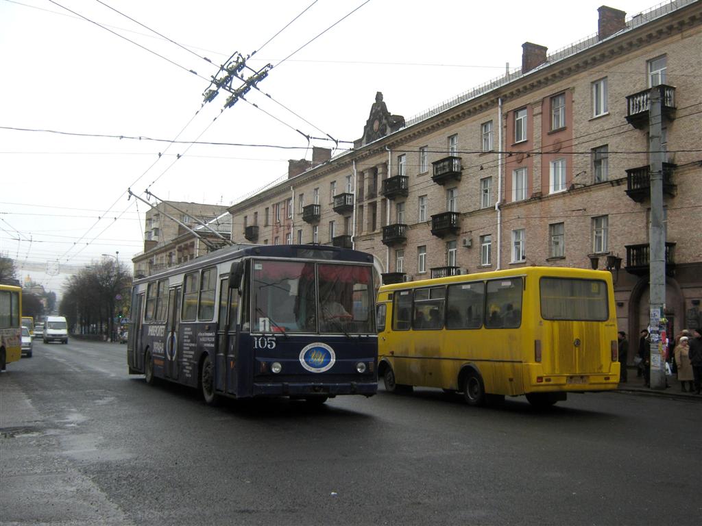 Ровно, Škoda 14Tr89/6 № 105