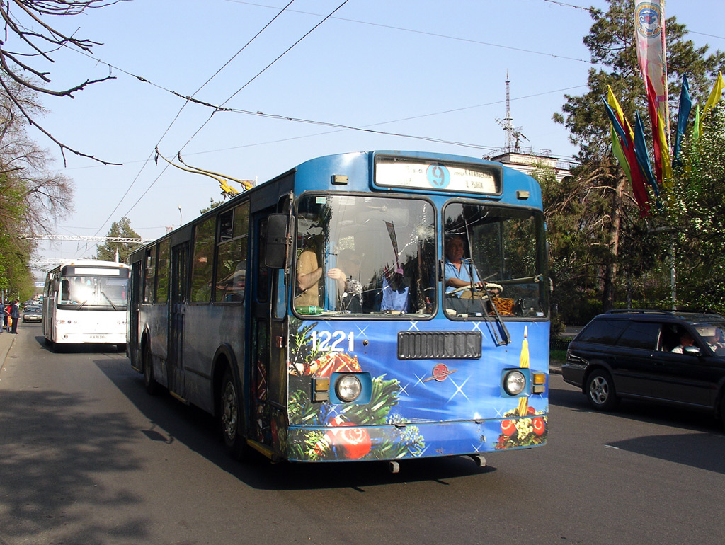 Алматы, ЗиУ-682Г-016  [Г0М] № 1221