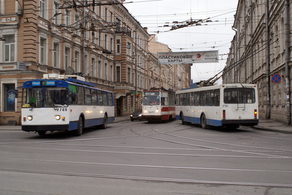 Sankt Petersburg, VMZ-170 Nr 2769; Sankt Petersburg, VMZ-5298-20 Nr 1756