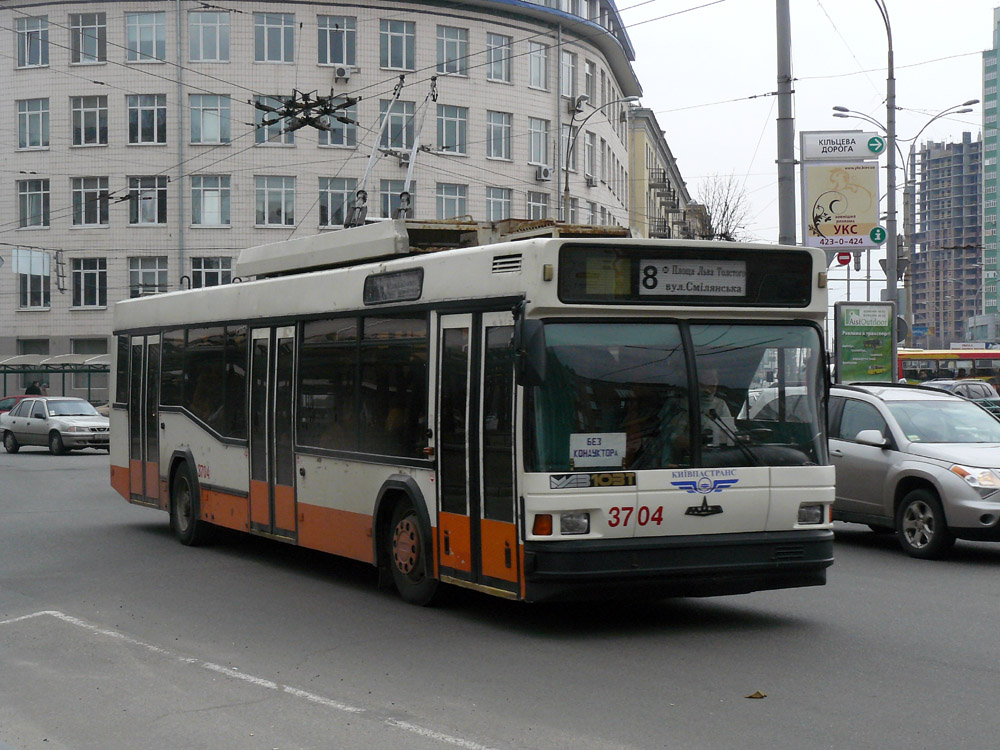 Киев, МАЗ-103Т № 3704
