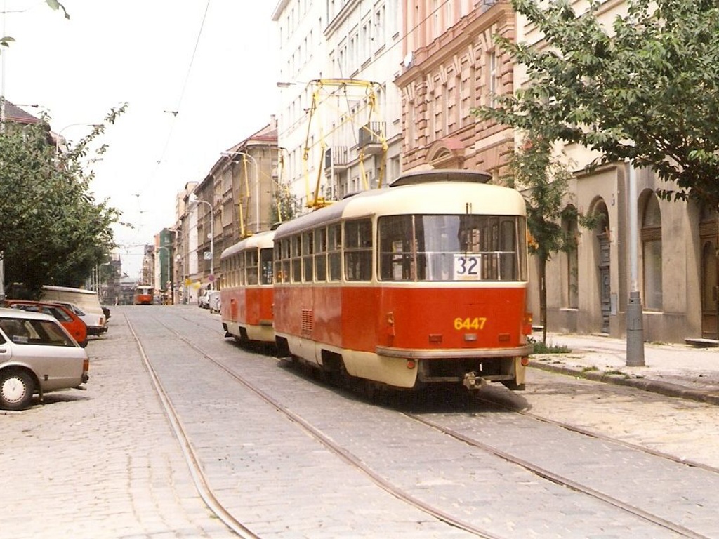 Прага, Tatra T3 № 6447