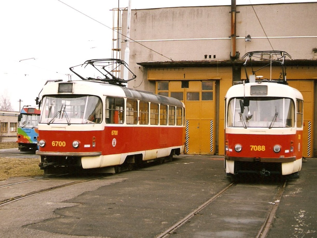 Прага, Tatra T3SUCS № 7088; Прага, Tatra T3 № 6700; Прага, Tatra T3 № 6429