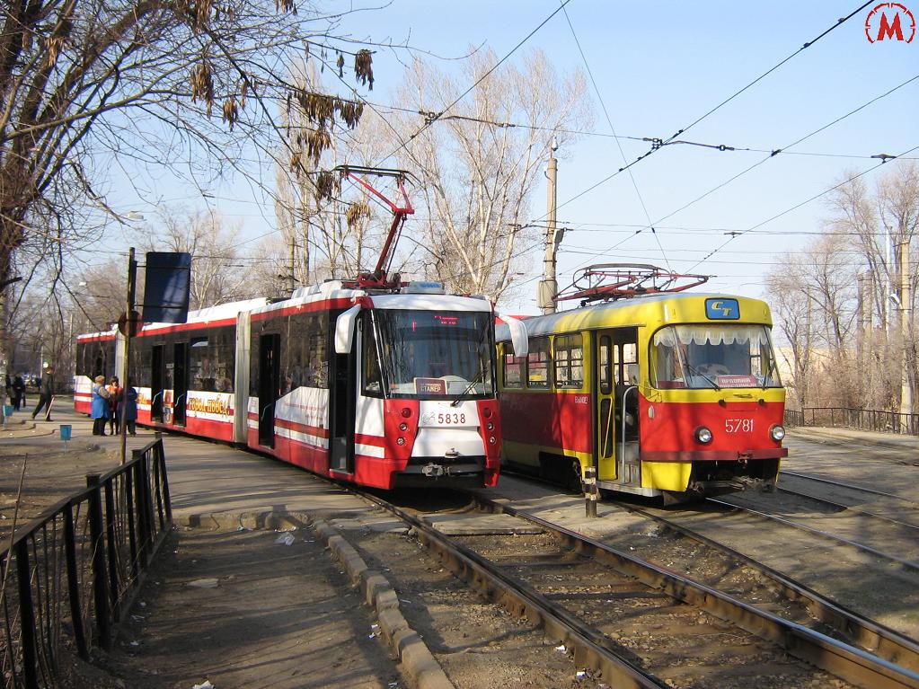伏爾加格勒, 71-154 (LVS-2009) # 5838; 伏爾加格勒, Tatra T3SU # 5781; 伏爾加格勒 — Tram lines: [5] Fifth depot — Tram rapid transit