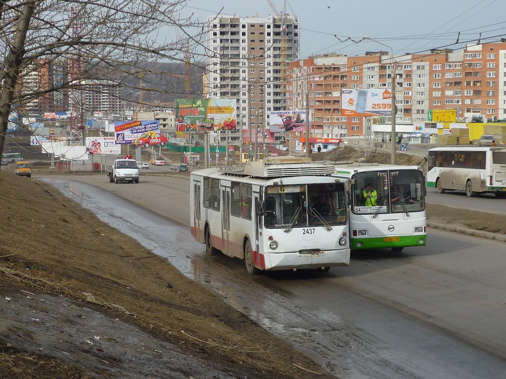Пенза, ВЗТМ-5284.02 № 2437