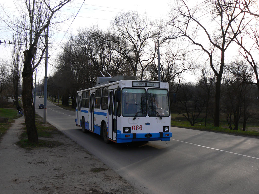 Krivoi Roh, YMZ Т2 mod. 7 # 666