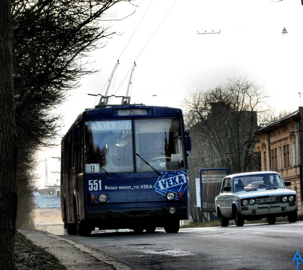 Львов, Škoda 14Tr89/6 № 551
