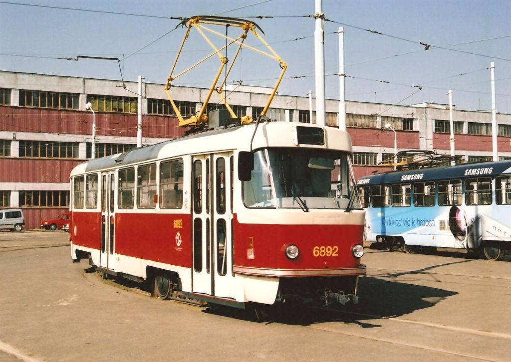 Praha, Tatra T3 # 6892