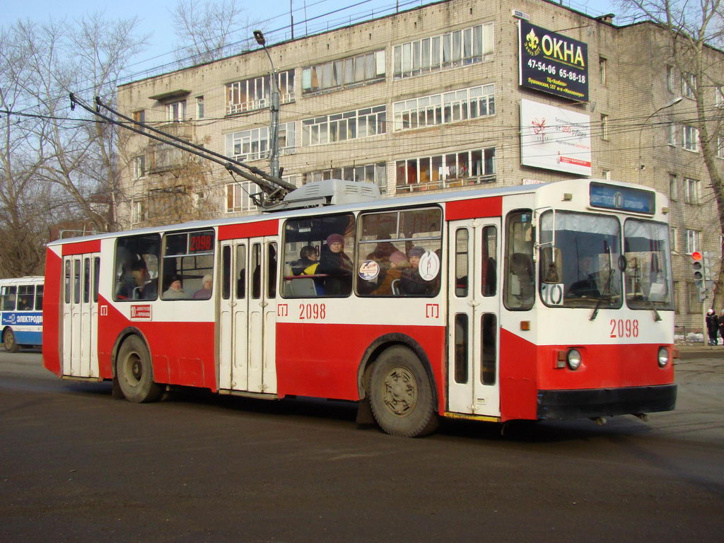 Ижевск, ЗиУ-682В [В00] № 2098