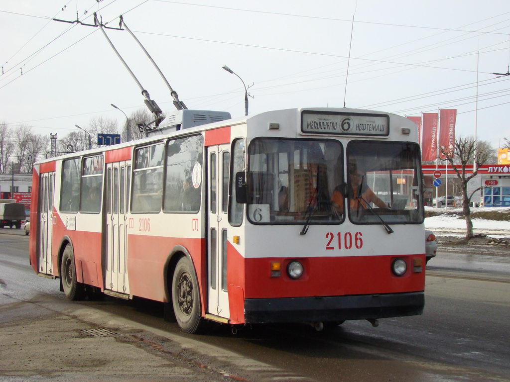Ischewsk, ZiU-682V [V00] Nr. 2106