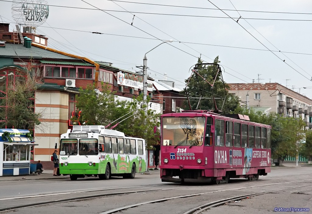 Барнаул, Tatra T6B5SU № 3154; Барнаул, ЗиУ-682 КВР БТРМ № 4001
