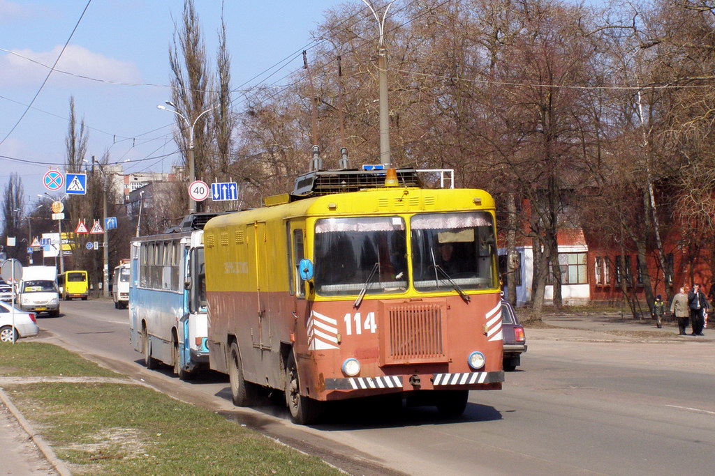 Чернигов, КТГ-1 № 114; Чернигов, Киев-11у № 447