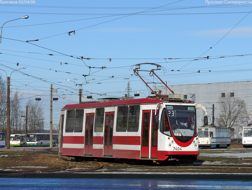 Sankt Petersburg, 71-134A (LM-99AVN) Nr 7404