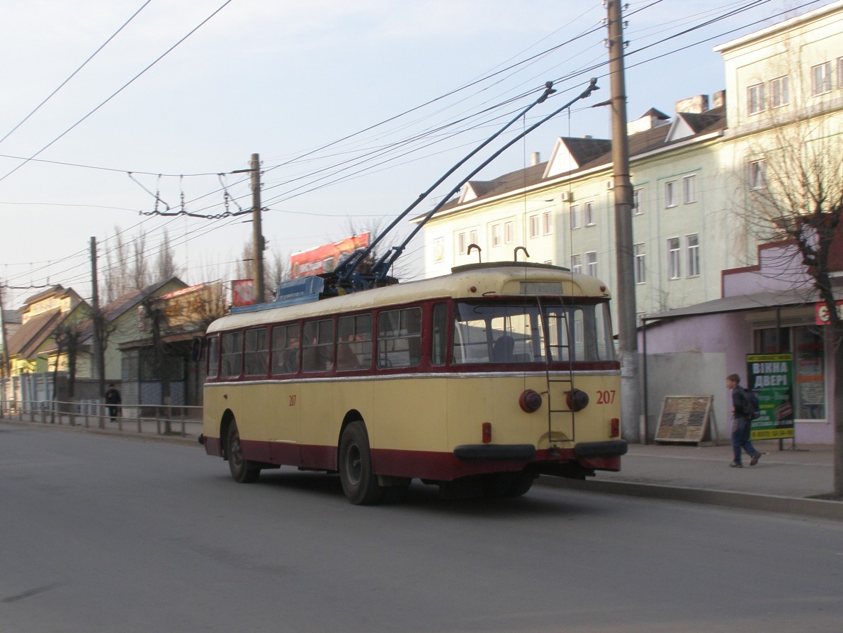 Черновцы, Škoda 9TrH25 № 207