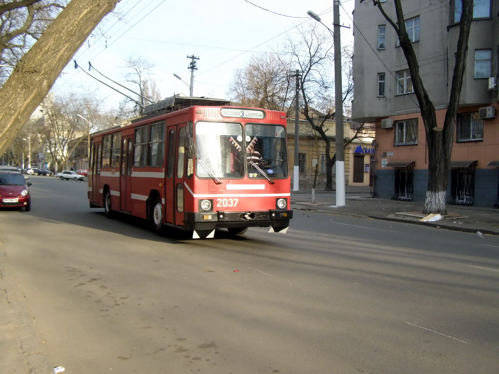 Одесса, ЮМЗ Т2 № 2037