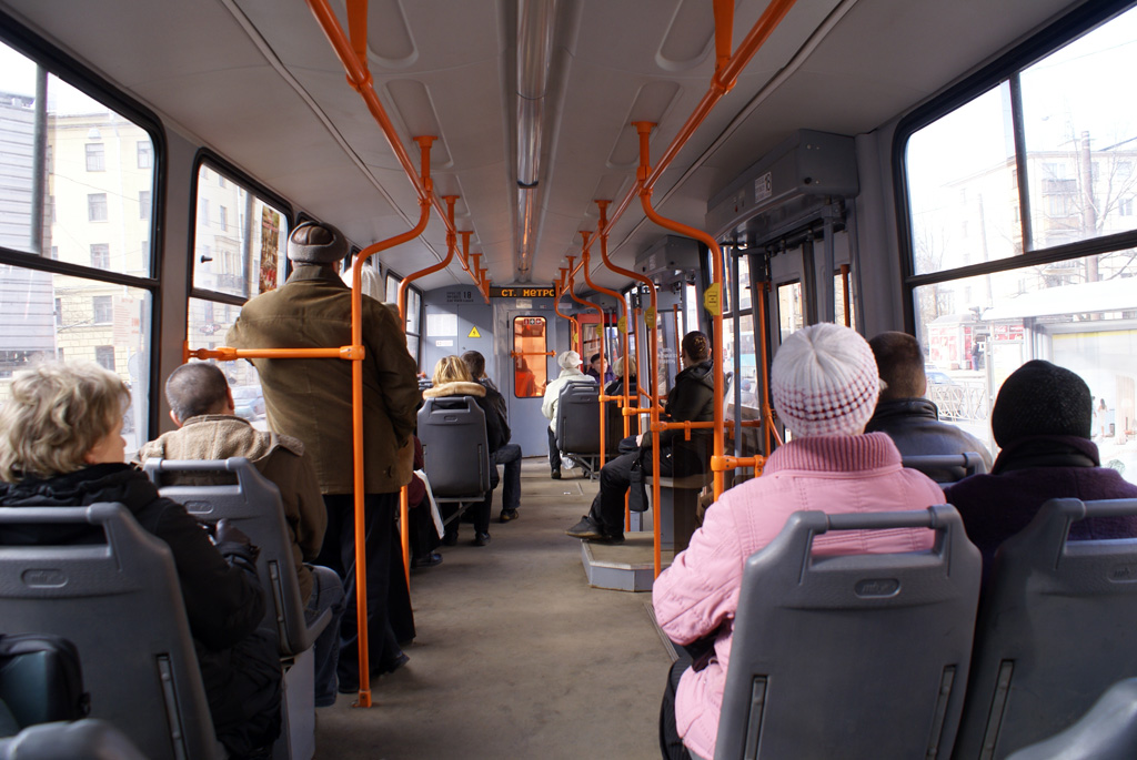 Sankt Petersburg, 71-134A (LM-99AVN) Nr 7404