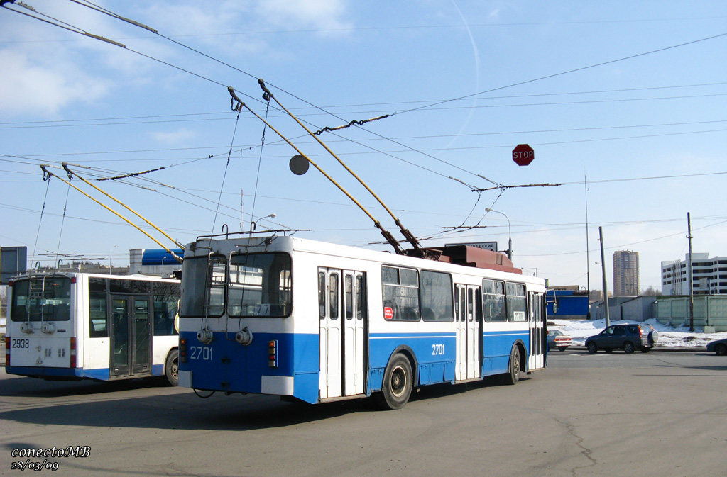 Москва, ЗиУ-682ГМ1 (с широкой передней дверью) № 2701 Москва, ЗиУ-682ГМ1 (с широкой передней дверью) № 2701