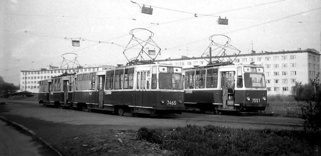 Saint-Petersburg, LM-68M Br. 7465; Saint-Petersburg, LM-68M Br. 7551