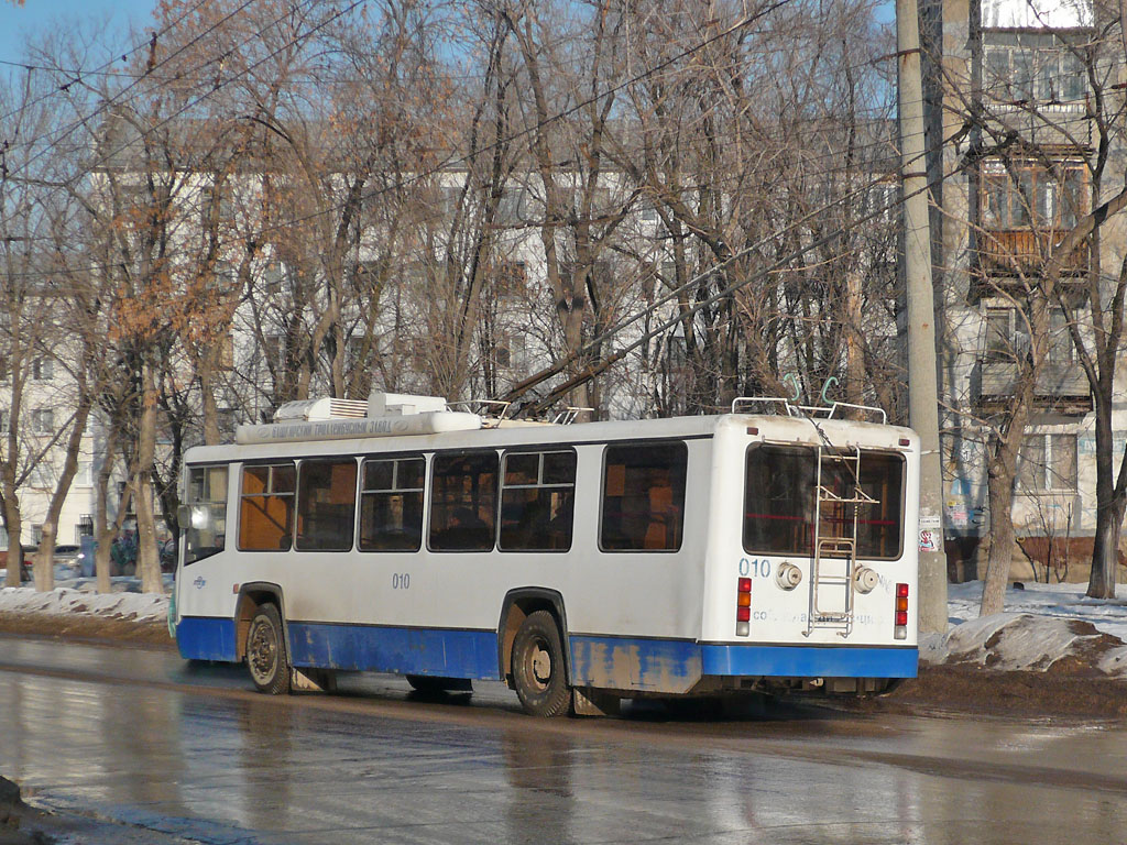 Novokujbyshevsk, BTZ-52761R # 010