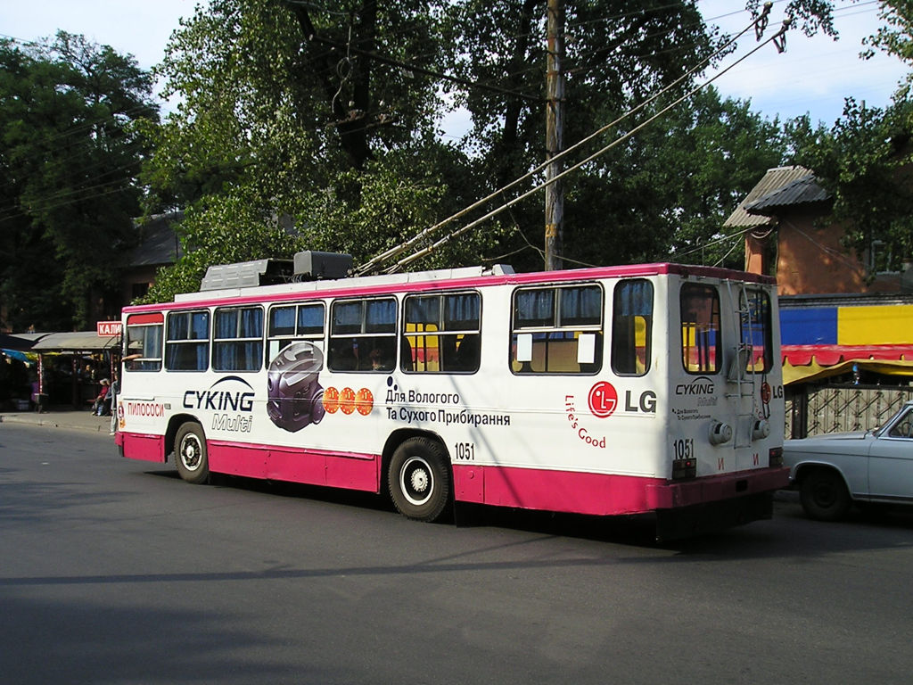 Днепр, ЮМЗ Т1Р (Т2П) № 1051