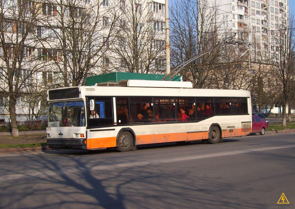 Киев, МАЗ-103Т № 2703