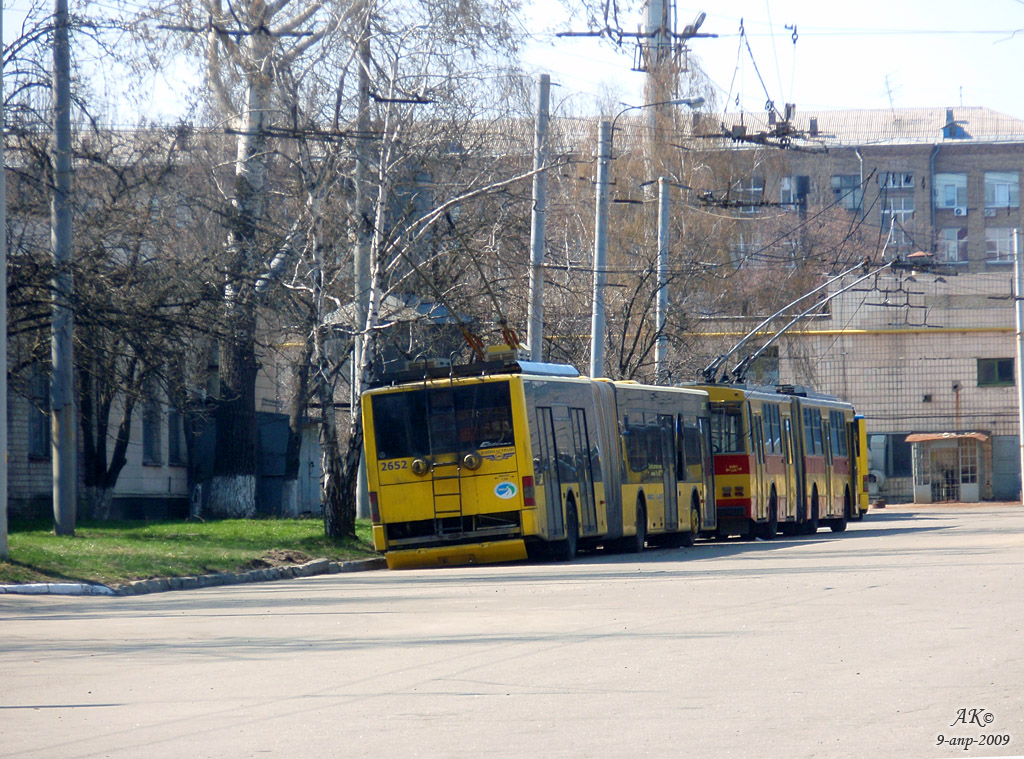 Киев, ЛАЗ E301D1 № 2652
