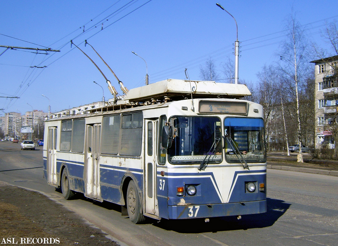 Великий Новгород, ЗиУ-682 КР Иваново № 37