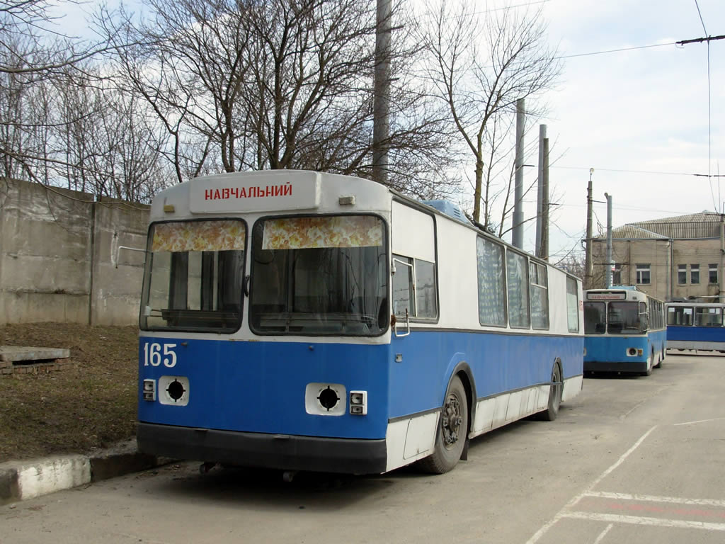 Хмельницкий, ЗиУ-682В № 165