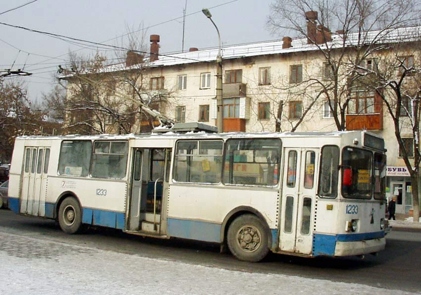 Alma-Ata, ZiU-682V-012 [V0A] č. 1233