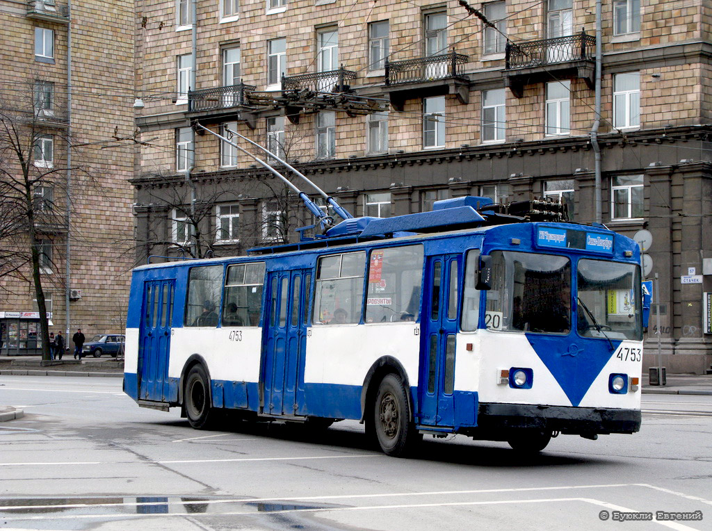Санкт-Петербург, ЗиУ-682В № 4753