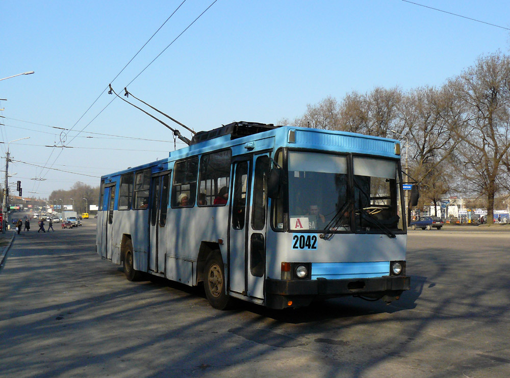 Днепр, ЮМЗ Т1Р (Т2П) № 2042