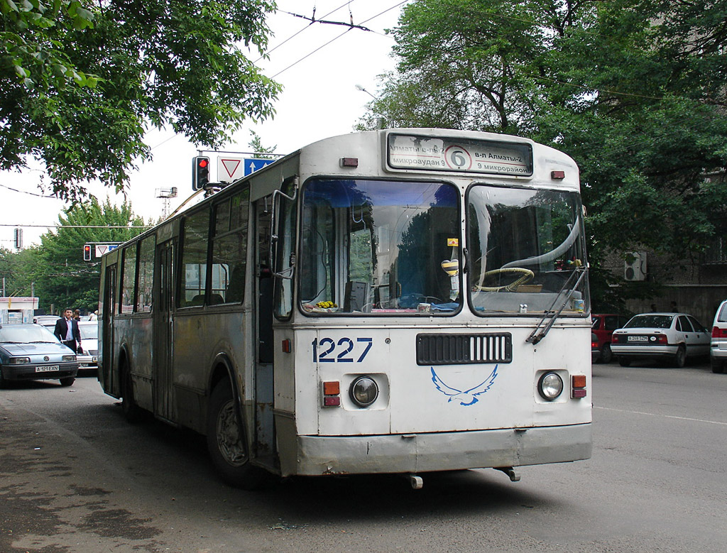 Almati, ZiU-682G [G00] № 1227